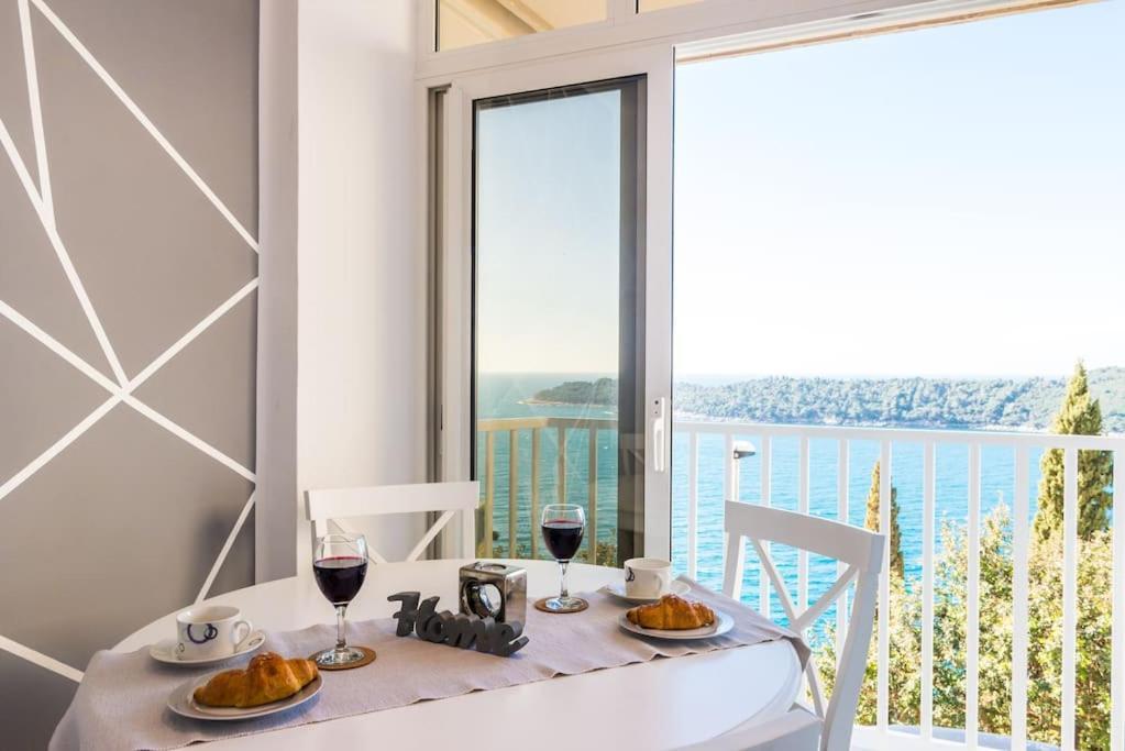Sea View Apartment 10 Minutes Walk From Old City Dubrovnik Exteriör bild