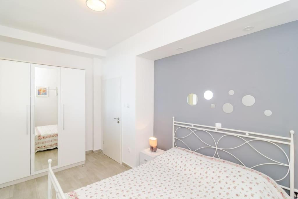 Sea View Apartment 10 Minutes Walk From Old City Dubrovnik Exteriör bild